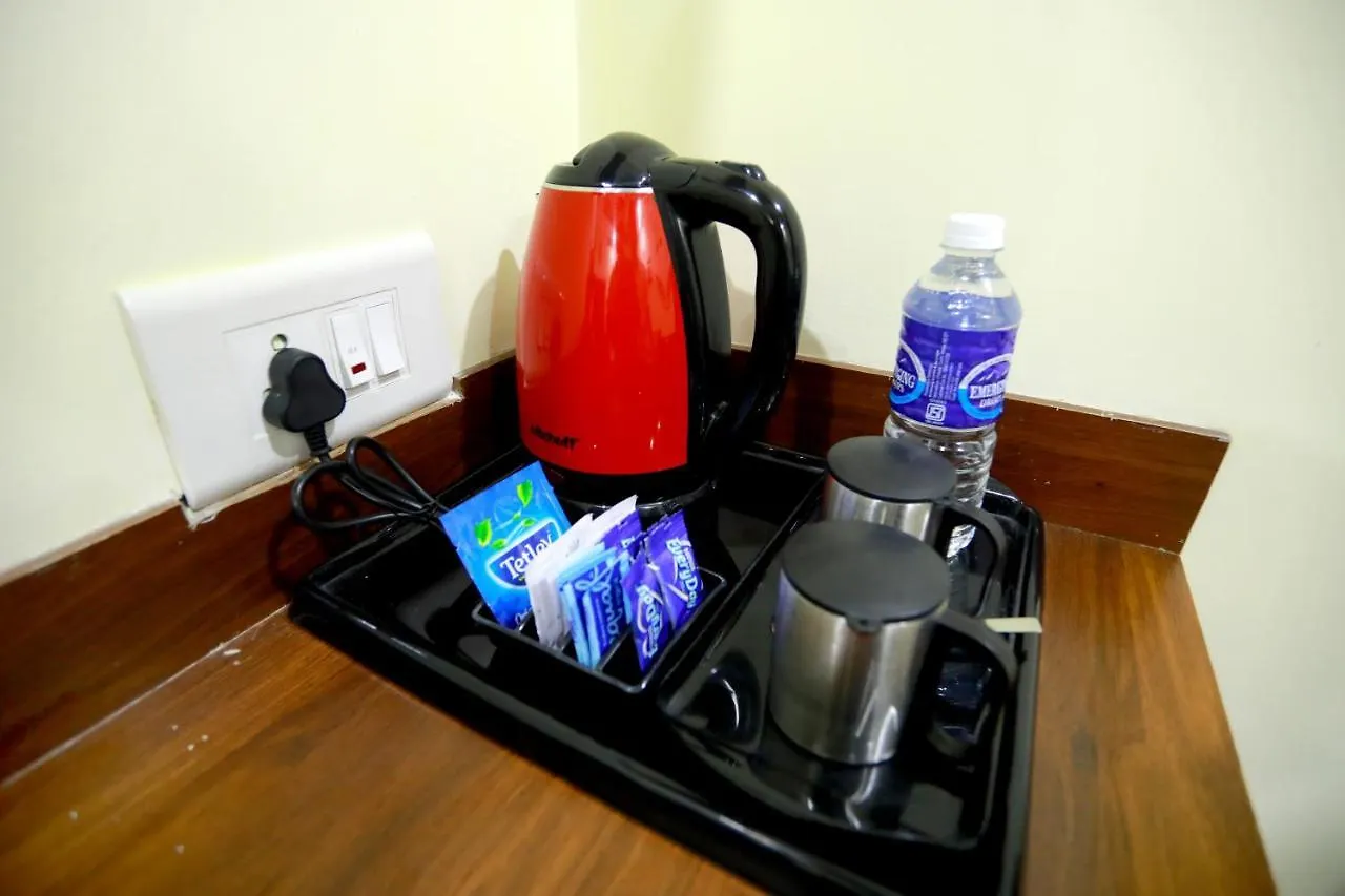 Base9 Cochin Airport Hotel Nedumbassery
