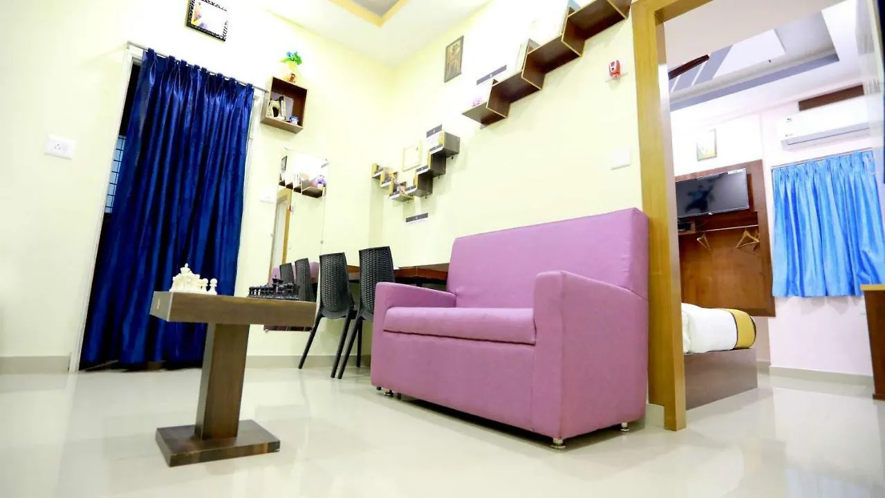 Base9 Cochin Airport Hotel Nedumbassery
